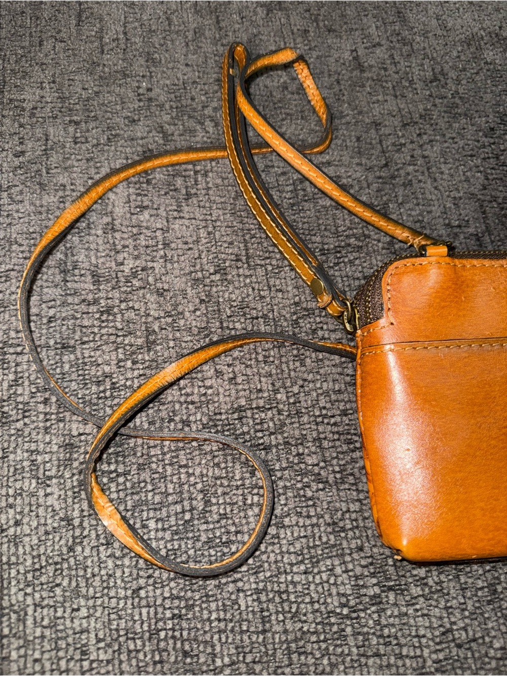 Patricia Nash Apricale Gold Tooled Leather Crossbody Wristlet Bag - Picture 10 of 10